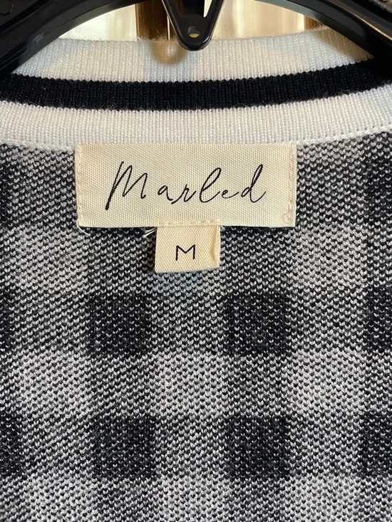 Marled Black and White Gingham V-Neck Button Cardigan - Picture 3 of 5